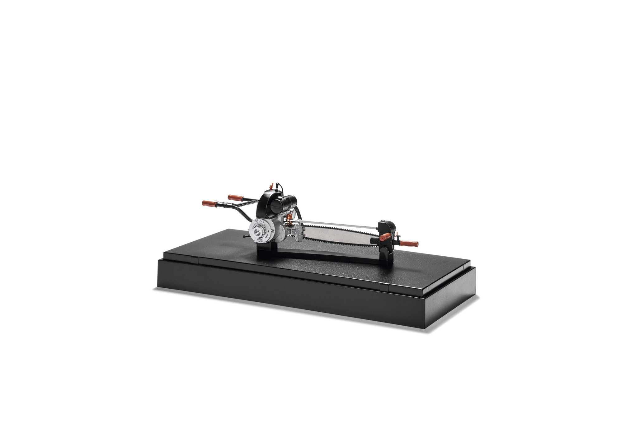 Model pily Typ A 1:12