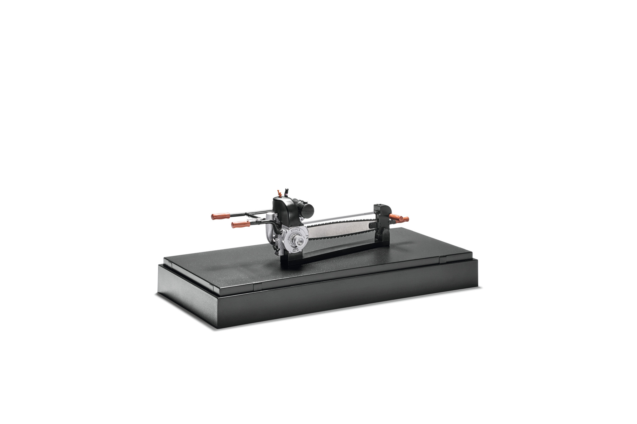 Model pily Typ A 1:12