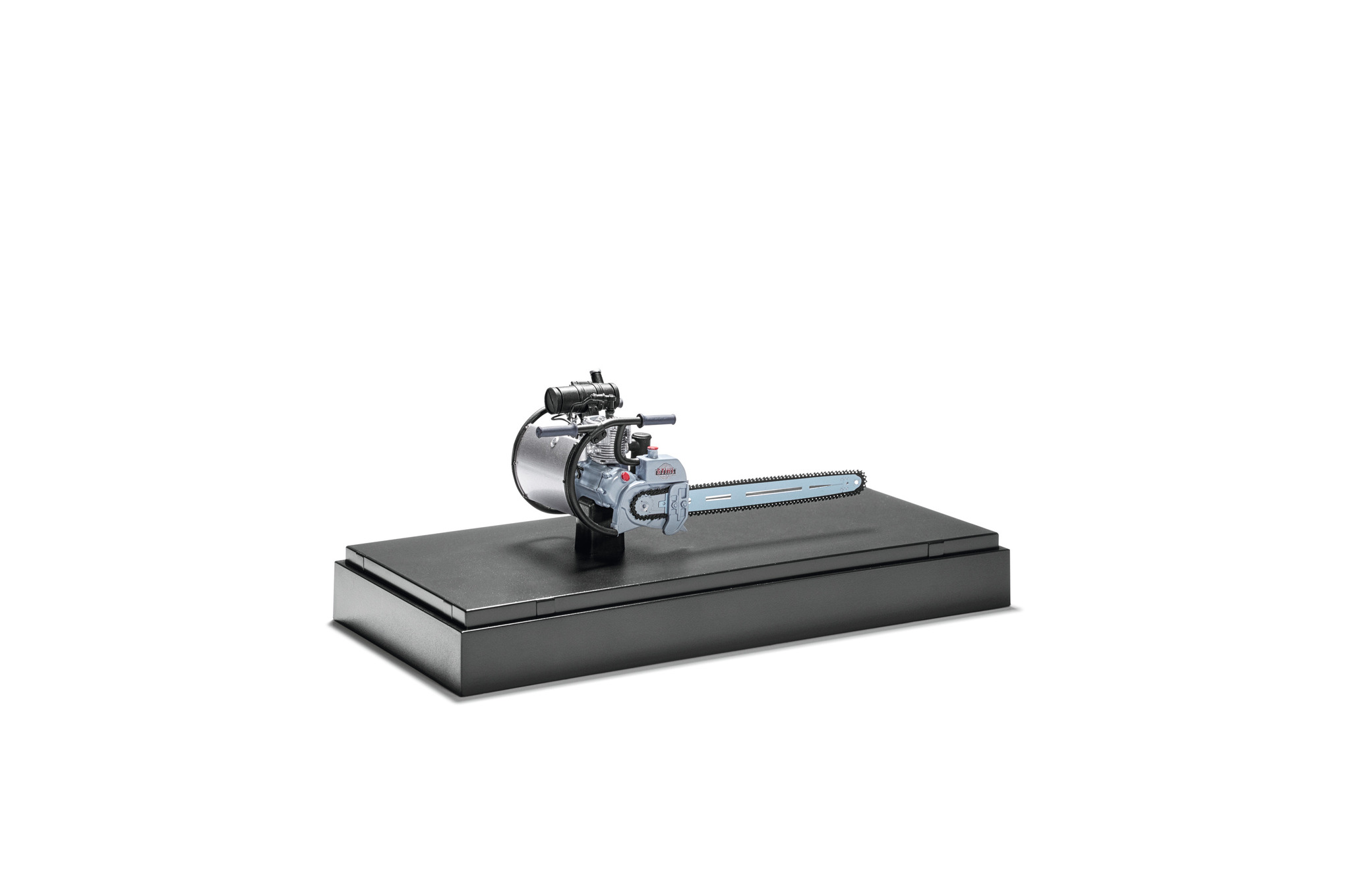 Model pily BL 1:12